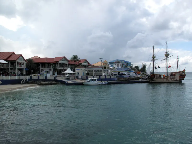 © Croisiere-voyage.ca / George Town, Cayman Islands